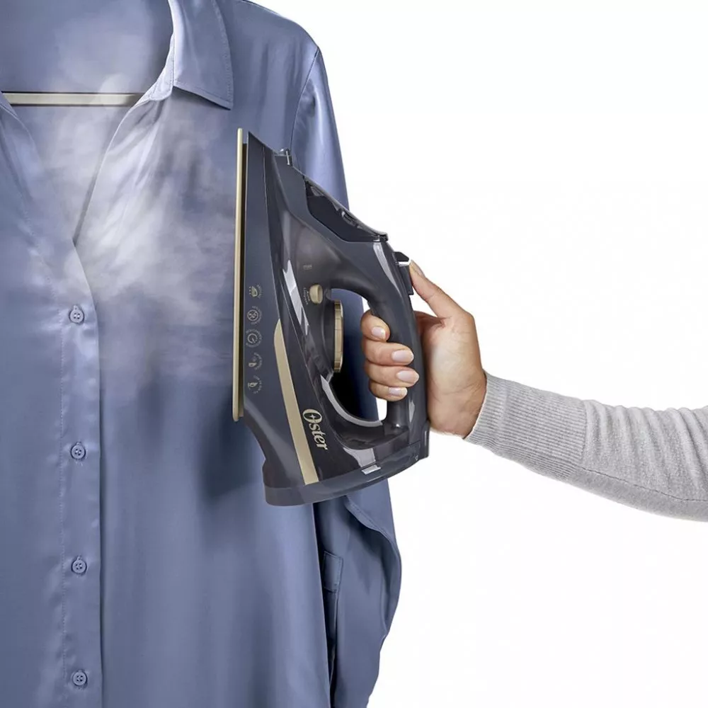 Ferro de Passar Roupa a Vapor sem Fio Oster GCSTCC5000